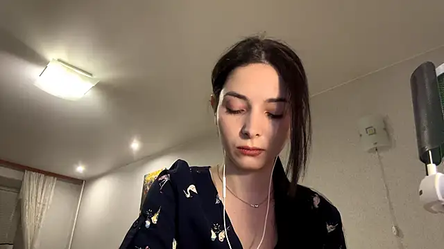 Mikytiki online show from March 16, 2026, 5:26 pm