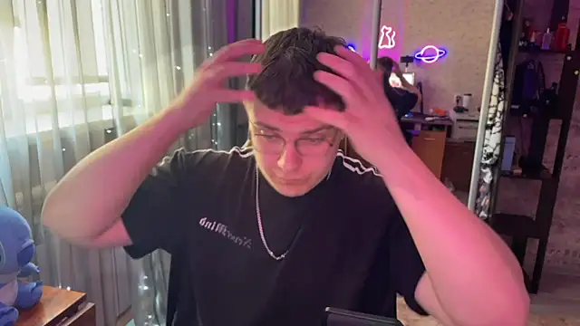 EricKnight1 online show from March 13, 2026, 7:57 am