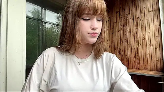 AnnaWasp online show from May 9, 2026, 5:22 am