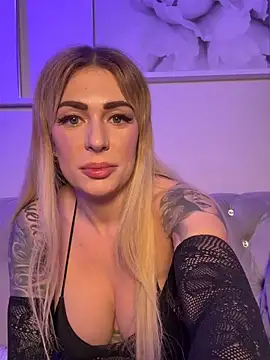 SelinaGalinsky6 online show from March 18, 2026, 11:59 pm