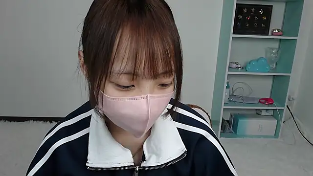 mayu nyann online show from May 4, 2026, 9:12 am