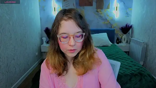 Aleks-caster online show from May 2, 2026, 1:11 am