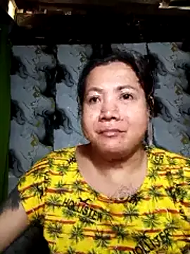 Exoticcashly online show from May 10, 2026, 10:52 am