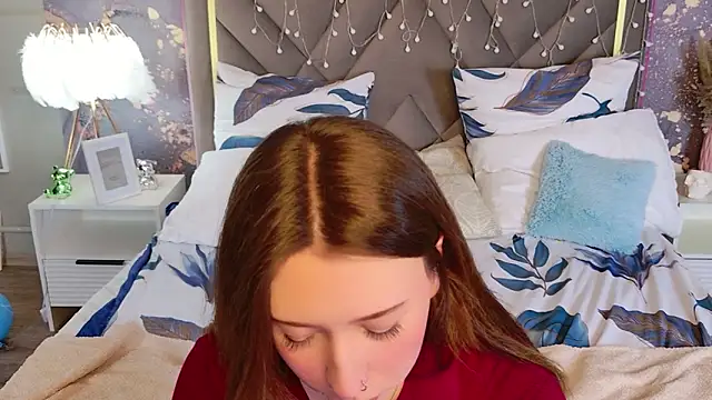 EvaMorries online show from March 13, 2026, 5:51 pm