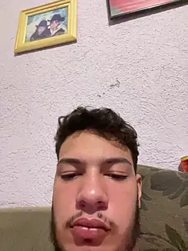 Jhonnylaionsousa online show from March 17, 2026, 6:27 am