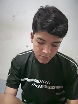 pabloflaquito23 online show from June 2, 2026, 2:33 am