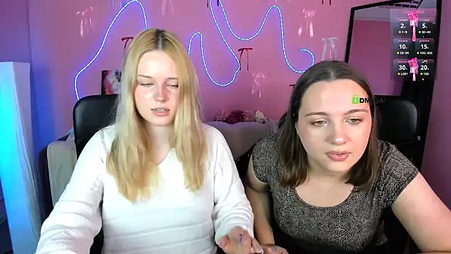 Snapshot of trixy_melison chatting on April 10, 2026, 1:40 pm trixy melison online show from April 10, 2026, 1:40 pm