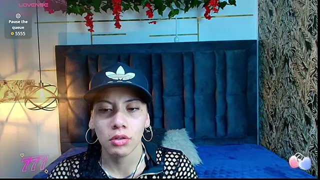 Snapshot of Abril_Fox__ chatting on June 15, 2026, 8:08 pm Abril Fox online show from June 15, 2026, 8:08 pm