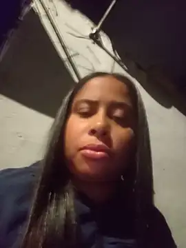 Snapshot of gatinha20257 chatting on May 21, 2026, 2:42 am gatinha20257 online show from May 21, 2026, 2:42 am