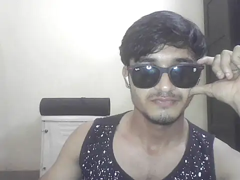 Snapshot of adithya123h chatting on March 31, 2026, 1:35 pm adithya123h online show from March 31, 2026, 1:35 pm