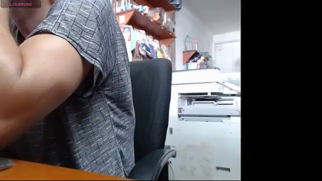 Snapshot of jhosuamoore chatting on March 11, 2026, 6:57 pm jhosuamoore online show from March 11, 2026, 6:57 pm