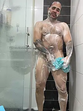 Axel Dominus online show from April 21, 2026, 1:42 am