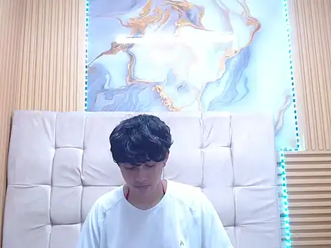 mauren icarus online show from March 13, 2026, 8:36 pm