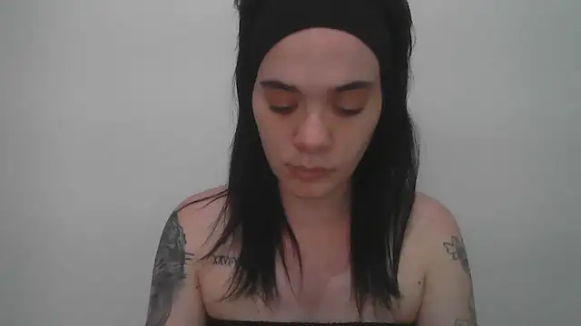 Snapshot of anastasia-evans chatting on April 8, 2026, 5:25 pm anastasia-evans online show from April 8, 2026, 5:25 pm