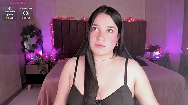 Snapshot of Julieth_Caandy chatting on July 28, 2026, 3:21 pm Julieth Caandy online show from July 28, 2026, 3:21 pm