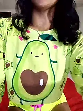 Snapshot of KattyBerryX chatting on May 28, 2026, 5:52 pm KattyBerryX online show from May 28, 2026, 5:52 pm