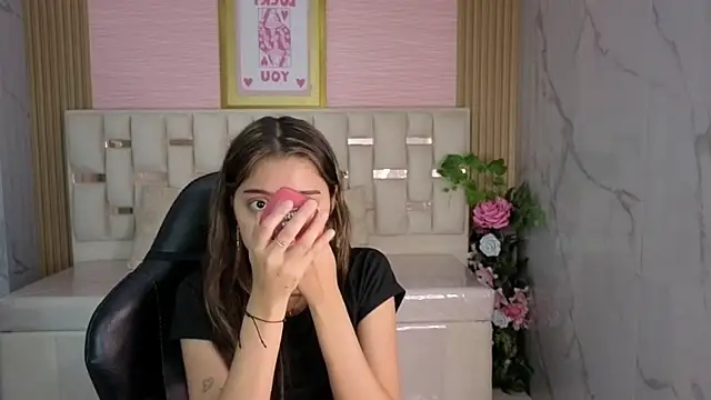 veronicaa s online show from May 21, 2026, 8:39 pm