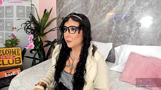 Megan Stein online show from June 4, 2026, 8:35 pm
