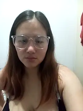 Snapshot of Brittany_G chatting on April 5, 2026, 6:20 am Brittany G online show from April 5, 2026, 6:20 am