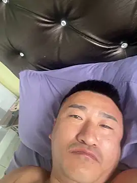 Cunzhangshibage02 online show from May 10, 2026, 12:36 am