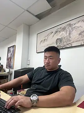 Cunzhangshibage02 online show from June 15, 2026, 3:07 am