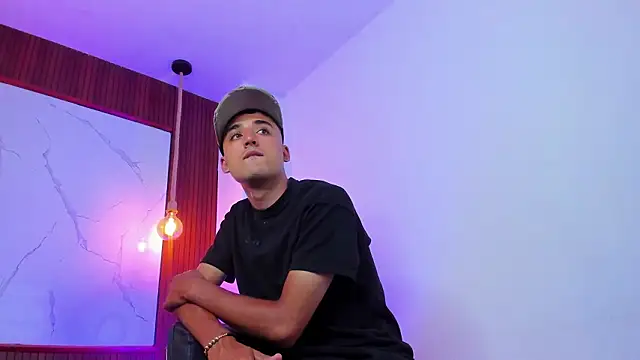 Hadrian Torres online show from March 12, 2026, 3:05 pm