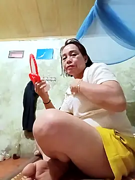 Snapshot of Lyly22x chatting on March 26, 2026, 12:31 am Lyly22x online show from March 26, 2026, 12:31 am