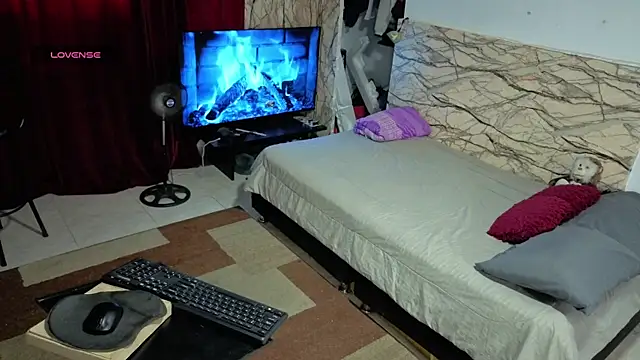 Keilerx  online show from March 22, 2026, 9:27 pm