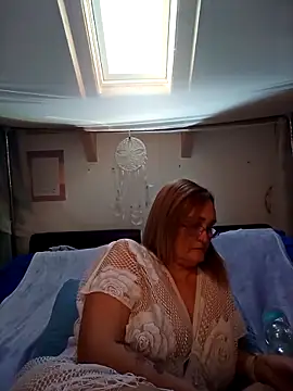 roxy 74 online show from April 15, 2026, 8:53 am