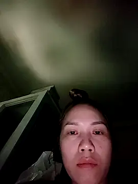 Snapshot of DawnG_x chatting on March 26, 2026, 1:59 am DawnG x online show from March 26, 2026, 1:59 am
