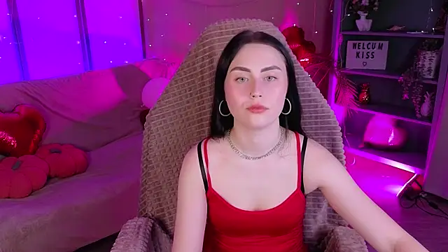 NoraLumi online show from July 15, 2026, 5:47 am