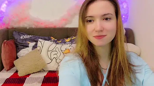 Snapshot of LeenMoonie chatting on May 30, 2026, 5:36 am LeenMoonie online show from May 30, 2026, 5:36 am