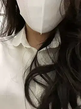 Xiaomee online show from March 28, 2026, 9:54 am