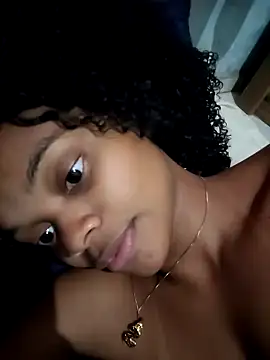 marialuiza2027 online show from April 2, 2026, 12:40 am