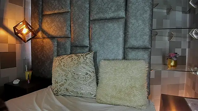 ivannia Lawrence online show from March 20, 2026, 6:53 pm