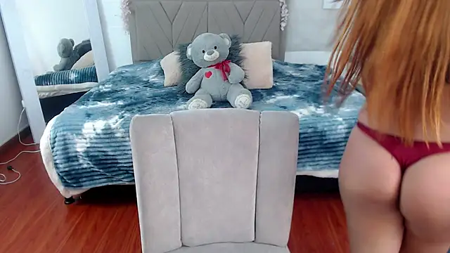 estrella hank online show from April 29, 2026, 8:04 pm