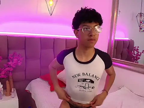 Athannya hot online show from March 14, 2026, 7:09 pm