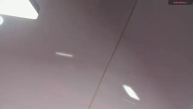 cuttie blondie online show from April 2, 2026, 11:06 am