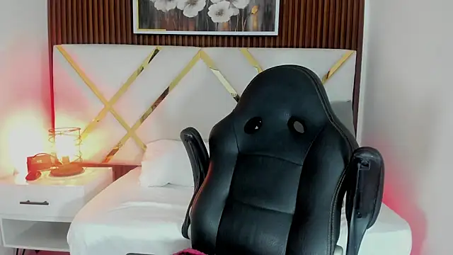 Sluttyysucker  online show from April 27, 2026, 8:29 pm