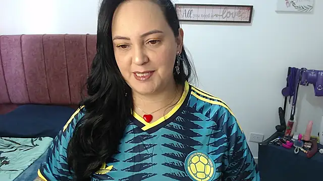 Veroniicabbw  online show from June 23, 2026, 12:58 pm