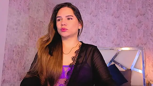 april summer  online show from March 24, 2026, 9:04 pm