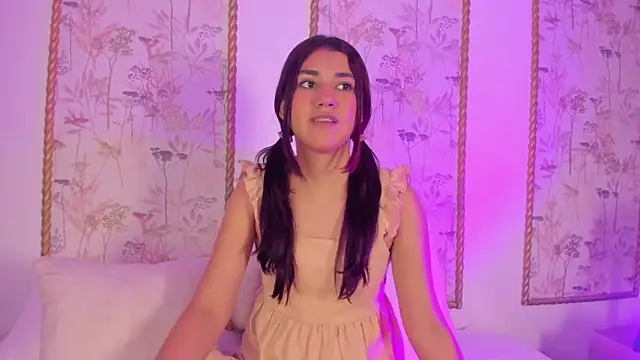 Snapshot of cristin_collins chatting on June 14, 2026, 12:28 pm cristin collins online show from June 14, 2026, 12:28 pm