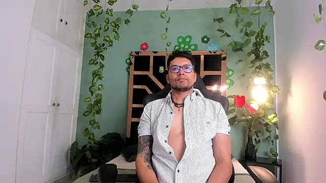 JHON MASTER24 online show from March 26, 2026, 12:25 pm