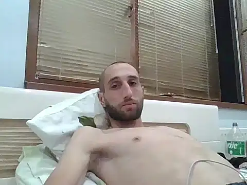Snapshot of stiven121312 chatting on July 10, 2026, 7:58 pm stiven121312 online show from July 10, 2026, 7:58 pm