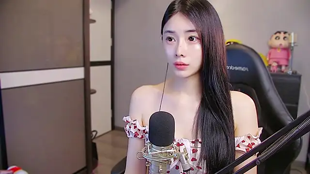 Snapshot of XiaoYuBao- chatting on June 11, 2026, 2:11 am XiaoYuBao- online show from June 11, 2026, 2:11 am