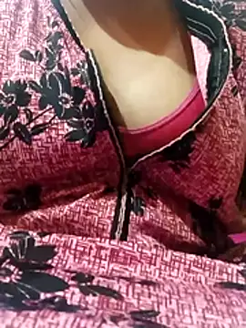 Snapshot of Urmila_roy chatting on March 14, 2026, 12:27 am Urmila roy online show from March 14, 2026, 12:27 am