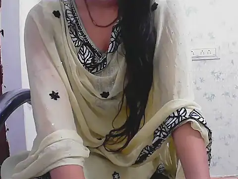 Snapshot of ragini_bby chatting on March 22, 2026, 5:00 am ragini bby online show from March 22, 2026, 5:00 am