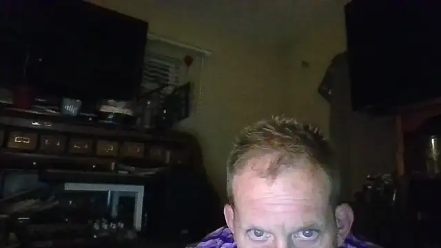 Snapshot of strokingjoe14585 chatting on April 17, 2026, 7:55 am strokingjoe14585 online show from April 17, 2026, 7:55 am