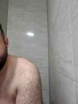 Snapshot of bigmillz32 chatting on April 29, 2026, 11:55 pm bigmillz32 online show from April 29, 2026, 11:55 pm