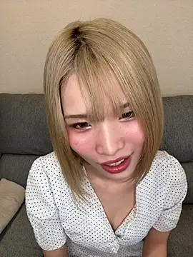 una2001 online show from April 23, 2026, 2:07 am